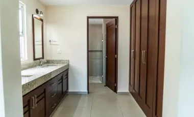 Departamento en Venta de 3 recamaras Marina El Cid, Mazatlan. Vive en el Cid