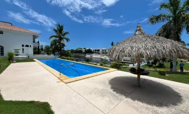 Departamento en Venta de 3 recamaras Marina El Cid, Mazatlan. Vive en el Cid