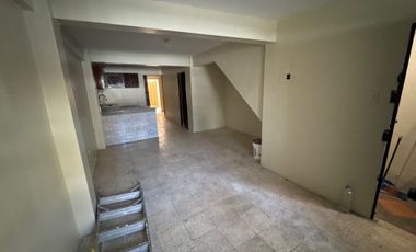 En venta casa rentera en francisco de Marcos entre Babahoyo y Lizardo Garcia.