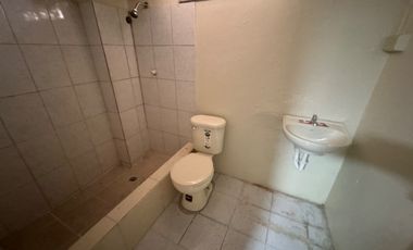 En venta casa rentera en francisco de Marcos entre Babahoyo y Lizardo Garcia.