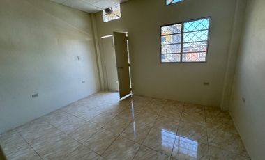 En venta casa rentera en francisco de Marcos entre Babahoyo y Lizardo Garcia.