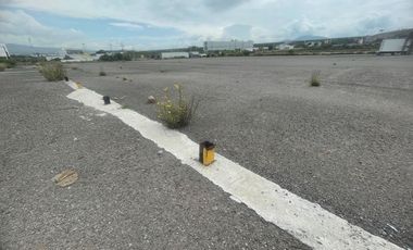 Terreno plano a 100 mts de Carretera 57, uso del suelo económico-industrial