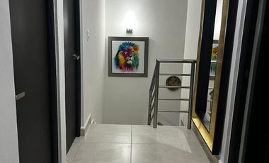 CASA AMUEBLADA EN RENTA EN PLAYA DEL CARMEN, QUINTANA ROO, “RESIDENCIAL ALTARIA”, EXCELENTE UBICACIÓN