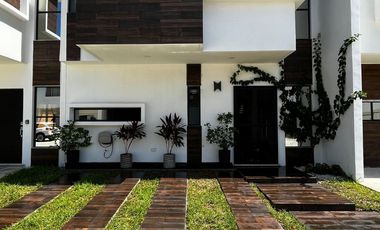 CASA AMUEBLADA EN RENTA EN PLAYA DEL CARMEN, QUINTANA ROO, “RESIDENCIAL ALTARIA”, EXCELENTE UBICACIÓN