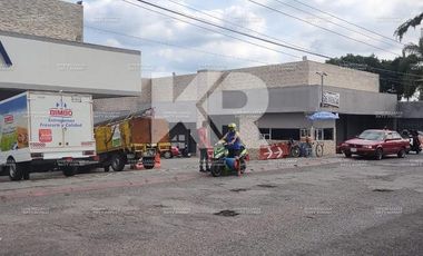RENTA DE LOCAL COMERCIAL EN PLAZA MIER CIVAC