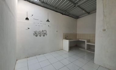 Jual Sewa Rumah Kalikepiting Tambaksari Surabaya Timur Semi Furnish Murah dekat Lebak Mulyosari