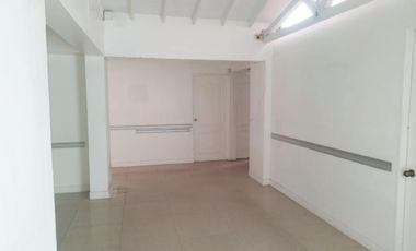 45306 Consultorio u oficina en arriendo en el sector Las Acacias