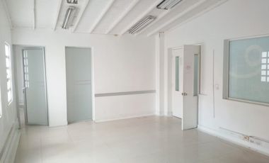 45306 Consultorio u oficina en arriendo en el sector Las Acacias