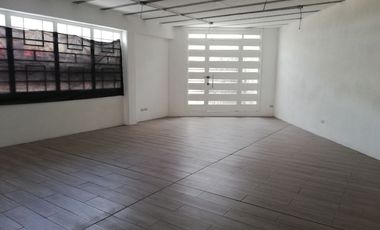 OFICINAS NUEVAS  300 M2, CORREDOR COMERCIAL, EN ESQUINA   COL. LA PAZ FRENTE A ESTACION DE METROBÚS Y COMERCIOS