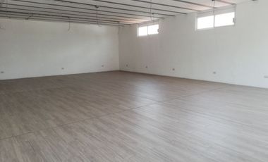 OFICINAS NUEVAS  300 M2, CORREDOR COMERCIAL, EN ESQUINA   COL. LA PAZ FRENTE A ESTACION DE METROBÚS Y COMERCIOS