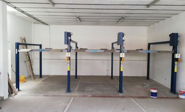 OFICINAS NUEVAS  300 M2, CORREDOR COMERCIAL, EN ESQUINA   COL. LA PAZ FRENTE A ESTACION DE METROBÚS Y COMERCIOS