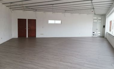OFICINAS NUEVAS  300 M2, CORREDOR COMERCIAL, EN ESQUINA   COL. LA PAZ FRENTE A ESTACION DE METROBÚS Y COMERCIOS