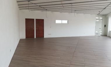 OFICINAS NUEVAS  300 M2, CORREDOR COMERCIAL, EN ESQUINA   COL. LA PAZ FRENTE A ESTACION DE METROBÚS Y COMERCIOS