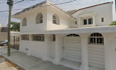 SE VENDE BONITA Y AMPLIA CASA EN CHIAPAS
