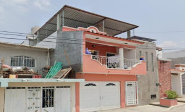 SE VENDE BONITA Y AMPLIA CASA EN CHIAPAS