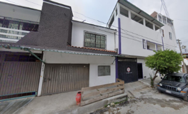 SE VENDE BONITA Y AMPLIA CASA EN CHIAPAS