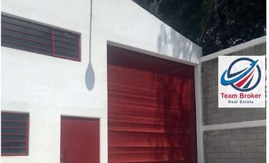 RENTO BODEGA DE 240 M2  AL LADO SANATORIO JESUS MÉDICO DE ZINACANTEPEC.