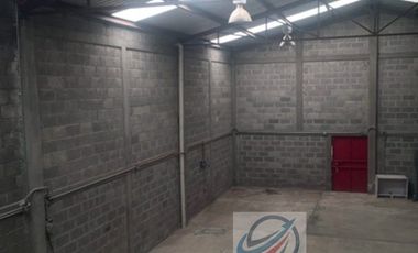 RENTO BODEGA DE 240 M2  AL LADO SANATORIO JESUS MÉDICO DE ZINACANTEPEC.
