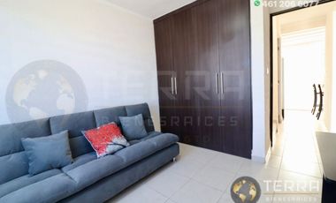 SE VENDE CASA EN GRAN HACIENDA CELAYA GTO.  SOBRE AVENIDA 1 RECAMARA PLANTA BAJA Y DOS PLANTA ALTA cerca del colegio Rosenblueth Campus Universitario
