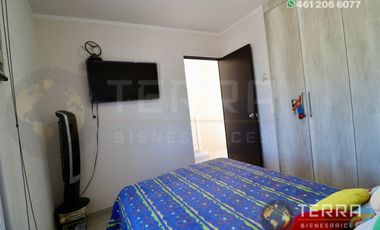SE VENDE CASA EN GRAN HACIENDA CELAYA GTO.  SOBRE AVENIDA 1 RECAMARA PLANTA BAJA Y DOS PLANTA ALTA cerca del colegio Rosenblueth Campus Universitario