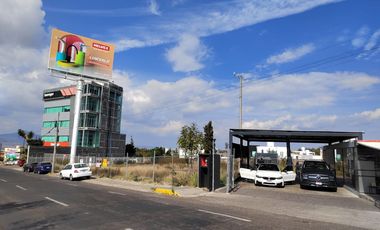 Terreno en Renta sobre Av. Juab Pablo II en Altozano $80(xm2).