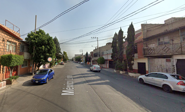 ¡¡HERMOSA CASA EN UNA DE LAS MEJORES ZONAS DEL ESTADO DE MEXICO!!