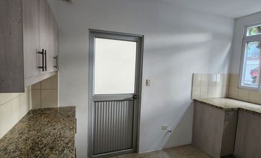 Via la Costa, Alquilo Casa de Opurtunidad