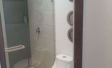 ¡Casa de dos niveles en fraccionamiento privado!