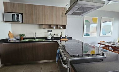 ¡Casa de dos niveles en fraccionamiento privado!