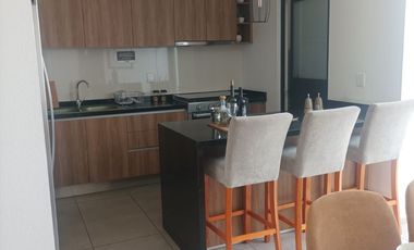 ¡Casa de dos niveles en fraccionamiento privado!