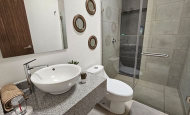 ¡Casa de dos niveles en fraccionamiento privado!