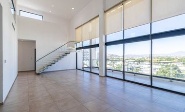 PENTHOUSE EN VENTA CON ROOF GARDEN PARAISO COUNTRY CLUB AL SUR DE CUERNAVACA MORELOS