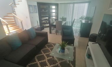 Casa en venta al sur de pachuca, fraccionamiento residencial con acceso controlado.