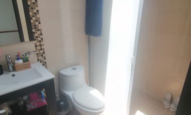 Casa en venta al sur de pachuca, fraccionamiento residencial con acceso controlado.