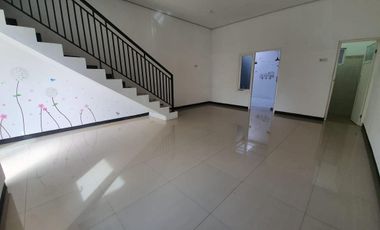 Jual Sewa Rumah Kalikepiting Tambaksari Surabaya Timur Semi Furnish Murah dekat Lebak Mulyosari