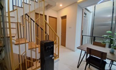Rumah Jl.Raya Pejaten,Baru 3 LANTAI Mewah Murah Pasar Minggu Jaksel Kota Jakarta Selatan Jual Dijual