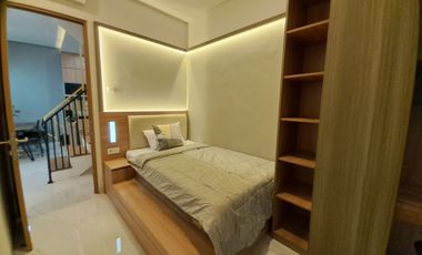 Rumah Jl.Raya Pejaten,Baru 3 LANTAI Mewah Murah Pasar Minggu Jaksel Kota Jakarta Selatan Jual Dijual
