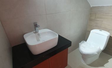 Casas nuevas en Col. Linda Vista, cerca de Calz. Lázaro Cárdenas. 3 recámaras con baño completo c/u