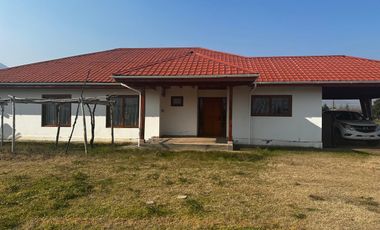 CASA EN VENTA - DOÑIHUE