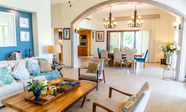 Casa de lujo en Venta con vista panoramica al mar, a pasos del Malecon y cerca del centro Historico de Mazatlán