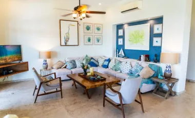 Casa de lujo en Venta con vista panoramica al mar, a pasos del Malecon y cerca del centro Historico de Mazatlán