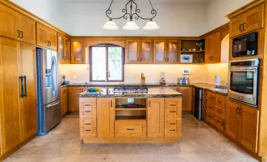 Casa de lujo en Venta con vista panoramica al mar, a pasos del Malecon y cerca del centro Historico de Mazatlán