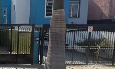 CASA DE 2 NIVELES EN COLONIA ATLAS, GUADALAJARA, JALISCO