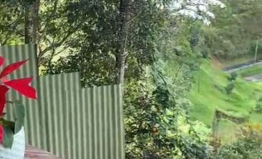 Venta de finca Lote 10.752 m2,  2 casas, El lugar ideal para vivir, a 6 kilómetros del Aeropuerto de Rionegro