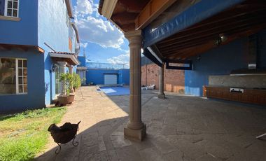 CASA EN RENTA COL. VISTA BELLA, ARQUITECTURA COLONIAL MEXICANA CON ALBERCA