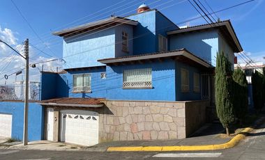 CASA EN RENTA COL. VISTA BELLA, ARQUITECTURA COLONIAL MEXICANA CON ALBERCA