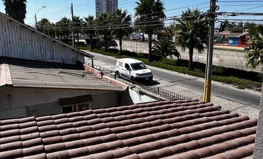 Casa Ideal para Comercio y/o Habitacional en Centro de Coquimbo.