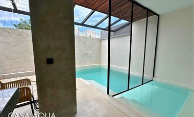 CASA EN RESIDENCIAL DE 6 RECÁMARAS EN CANCÚN