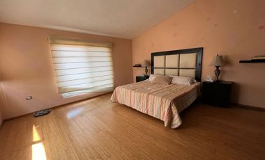 VENTA CASA GRANDE EN EL CENTRO DE CHIPILO, COCINA INTEGRAL, 5 RECÁMARAS, JACCUZI, JARDÍN, BODEGA, JUEGOS INFANTILES, TERRAZA