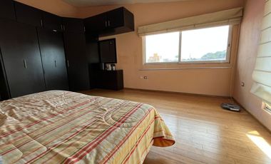 VENTA CASA GRANDE EN EL CENTRO DE CHIPILO, COCINA INTEGRAL, 5 RECÁMARAS, JACCUZI, JARDÍN, BODEGA, JUEGOS INFANTILES, TERRAZA